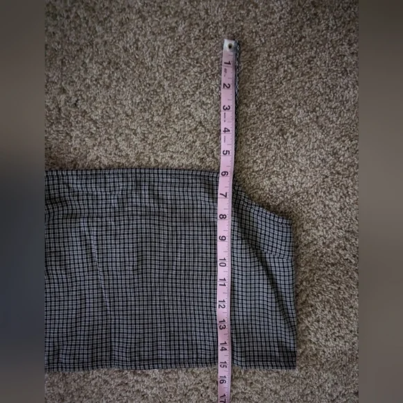 American Eagle NEW Black Plaid Square Neck Tank Crop Top Size Medium - Picture 8 of 9